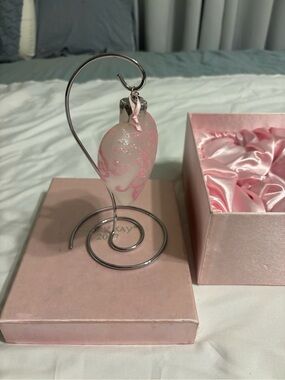Mary Kay 2007 Pink Heart Ornament w Stand & Box Retired Collectible